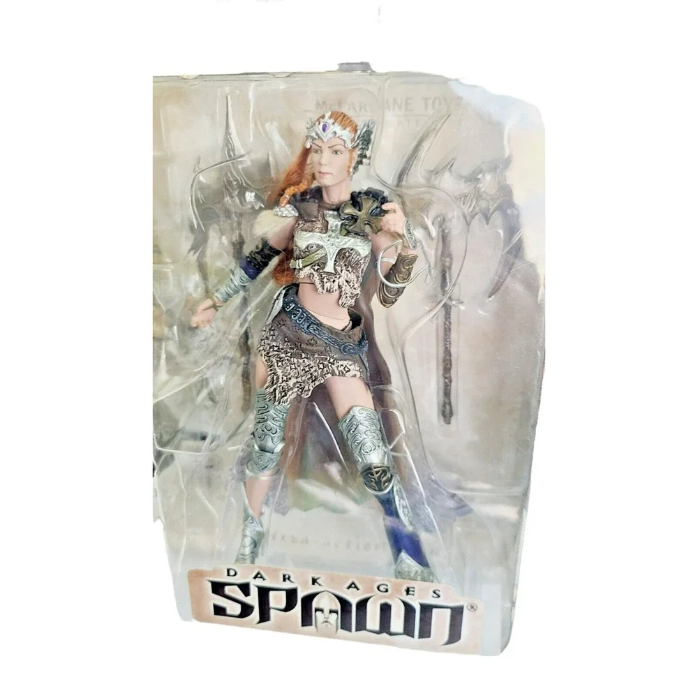 The Viking Age - Dark‎ Ages Spawn - Valkerie Figure